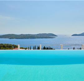 4 bedroom villa with pool and sea view, Orašac, sleeps 8