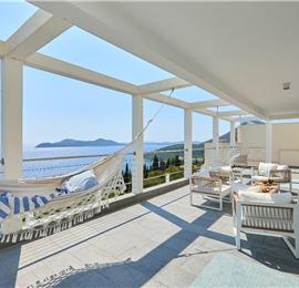 4 bedroom villa with pool and sea view, Orašac, sleeps 8