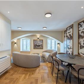 Two-bedroom luxury sea view apartment along Split city sea front sleeps 4