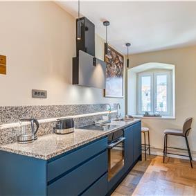 Two-bedroom luxury sea view apartment along Split city sea front sleeps 4