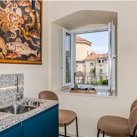 Two-bedroom luxury sea view apartment along Split city sea front sleeps 4