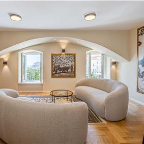 Two-bedroom luxury sea view apartment along Split city sea front sleeps 4
