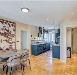 Two-bedroom luxury sea view apartment along Split city sea front sleeps 4