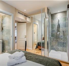 Two-bedroom luxury sea view apartment along Split city sea front sleeps 4
