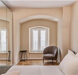 Two-bedroom luxury sea view apartment along Split city sea front sleeps 4