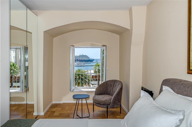 Two-bedroom luxury sea view apartment along Split city sea front sleeps 4