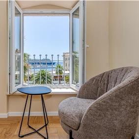 Two-bedroom luxury sea view apartment along Split city sea front sleeps 4