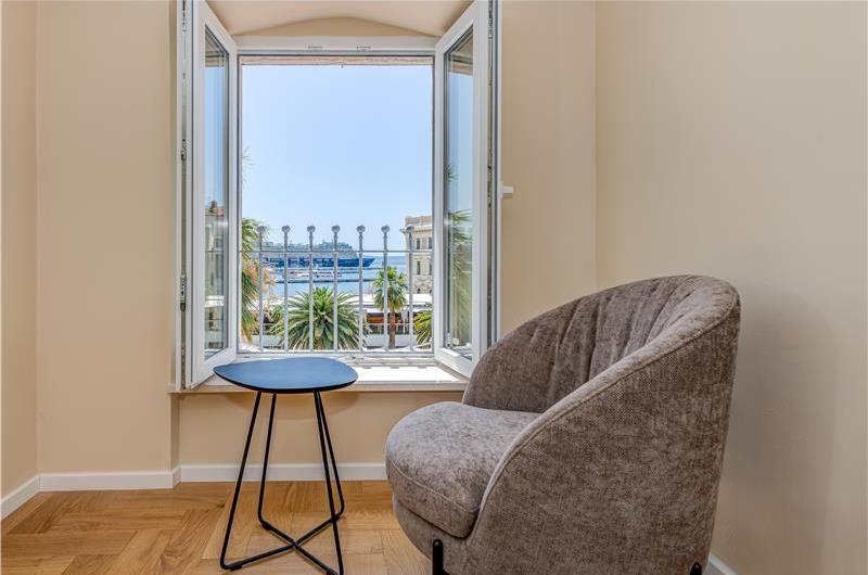 Two-bedroom luxury sea view apartment along Split city sea front sleeps 4