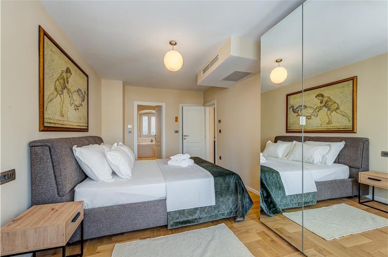 Two-bedroom luxury sea view apartment along Split city sea front sleeps 4