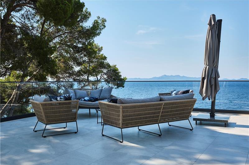 6 bedroom villa with infinity pool and sea views, Korcula Island, sleeps 12