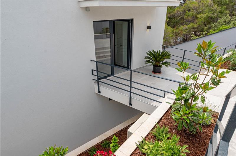 6 bedroom villa with infinity pool and sea views, Korcula Island, sleeps 12