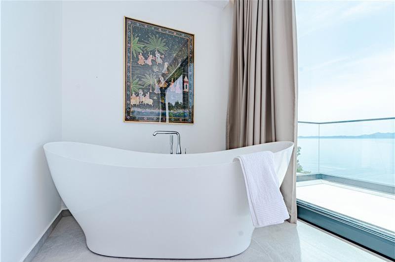 6 bedroom villa with infinity pool and sea views, Korcula Island, sleeps 12