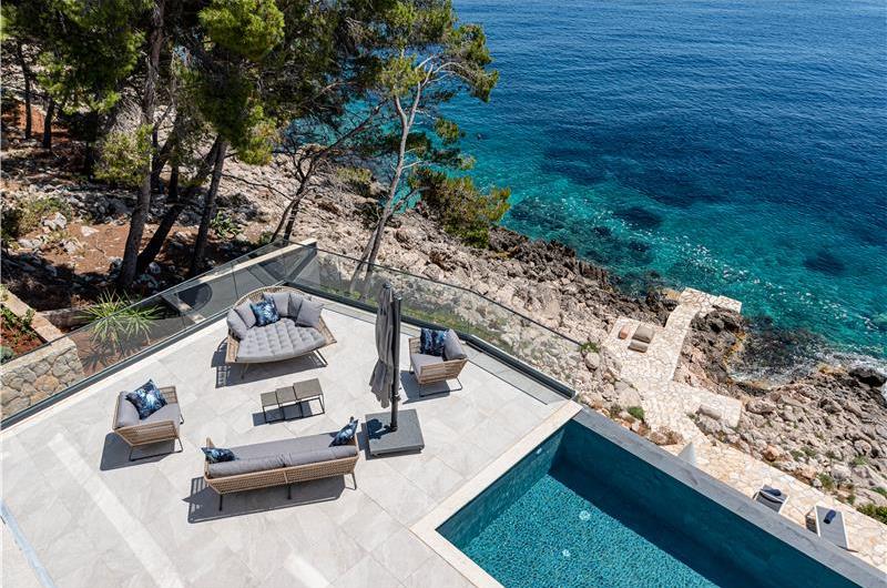 6 bedroom villa with infinity pool and sea views, Korcula Island, sleeps 12