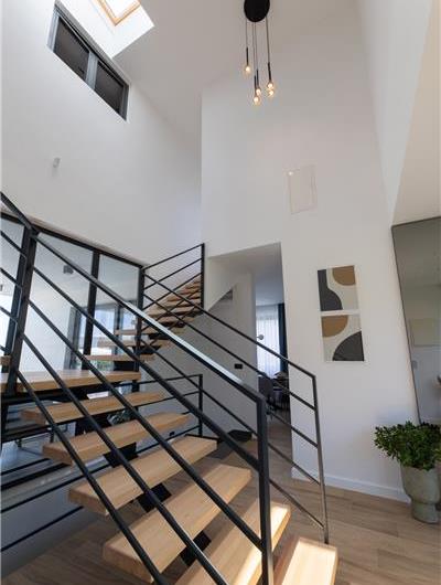 5 bedroom villa with pool near Split, sleeps 9