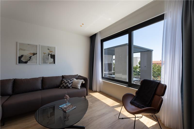 Sea-view villa in Trogir, photograph 5