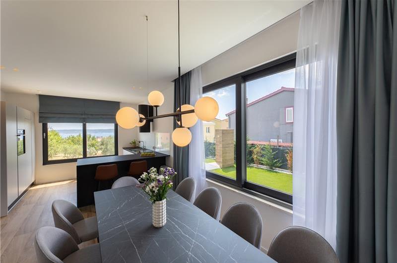 5 bedroom villa with pool near Split, sleeps 9