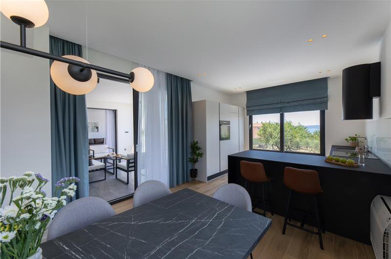 5 bedroom villa with pool near Split, sleeps 9