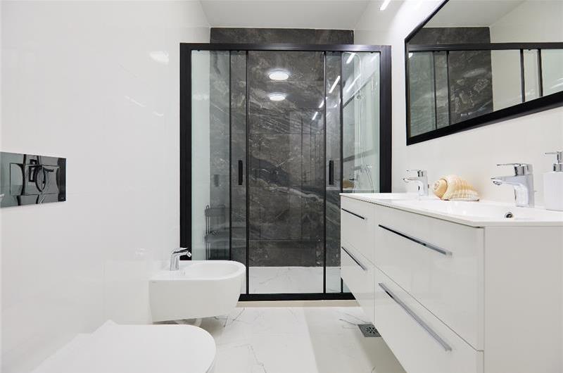 2 bedroom apartment in Lapad, Dubrovnik, sleeps 3