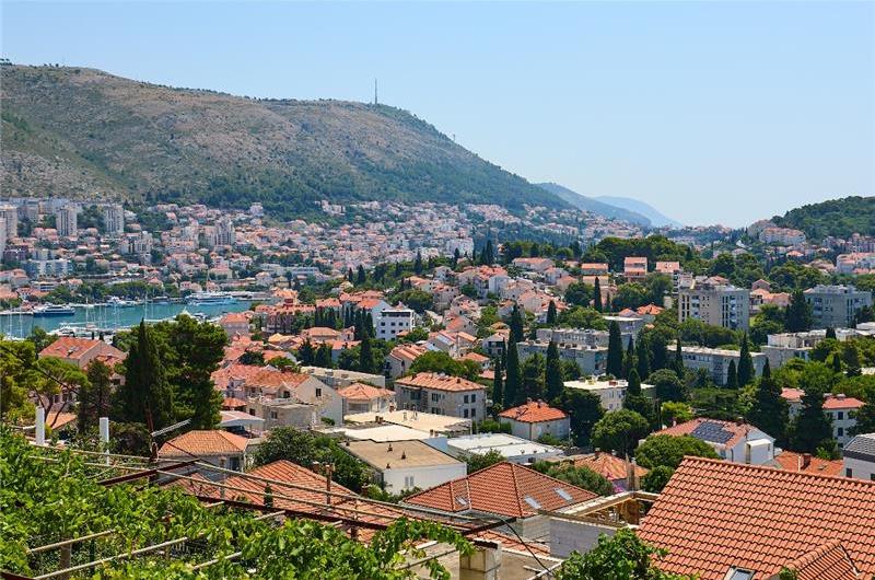 2 bedroom apartment in Lapad, Dubrovnik, sleeps 3