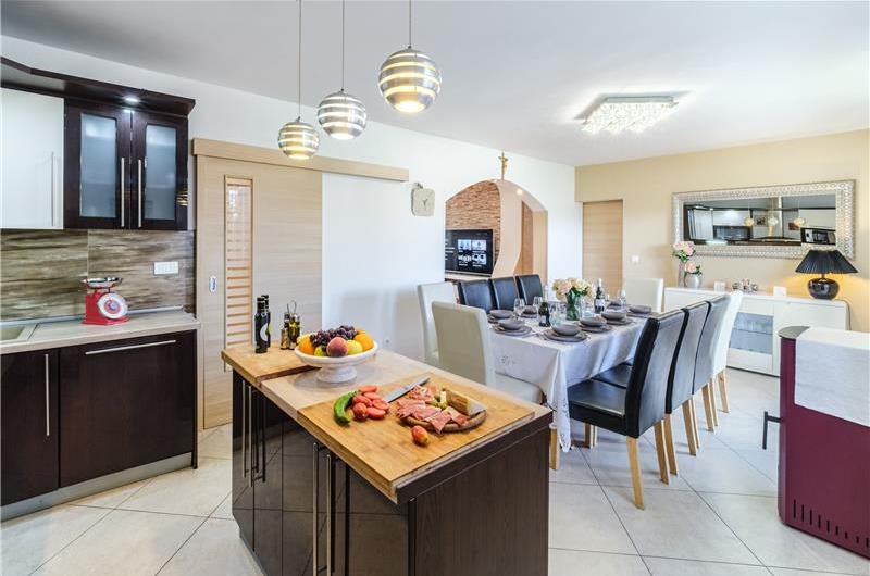 6 bedroom villa with pool in Milna, Brac Island sleeps 11