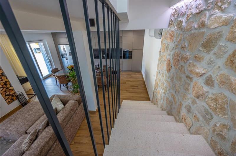 5 bedroom villa with pool near Crikvenica, sleeps 10