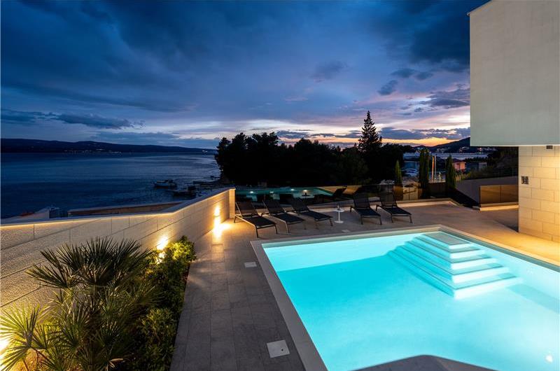 5 bedroom beachfront villa with heated pool near Omis, sleeps 9