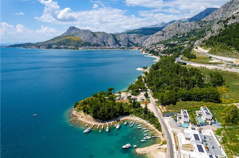 5 bedroom beachfront villa with heated pool near Omis, sleeps 9