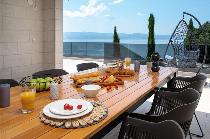 5 bedroom beachfront villa with heated pool near Omis, sleeps 9