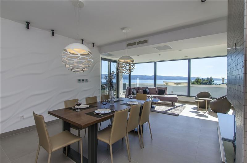 5 bedroom beachfront villa with heated pool near Omis, sleeps 9