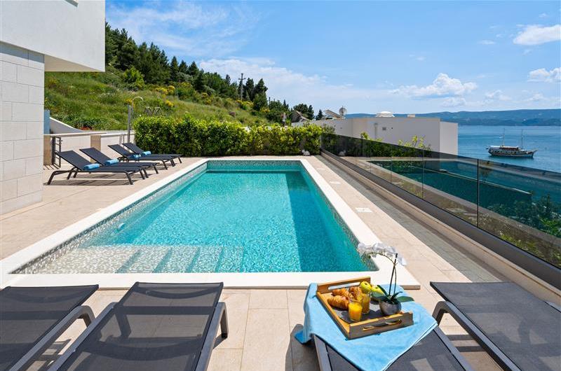 5 bedroom beachfront villa with heated pool near Omis, sleeps 9