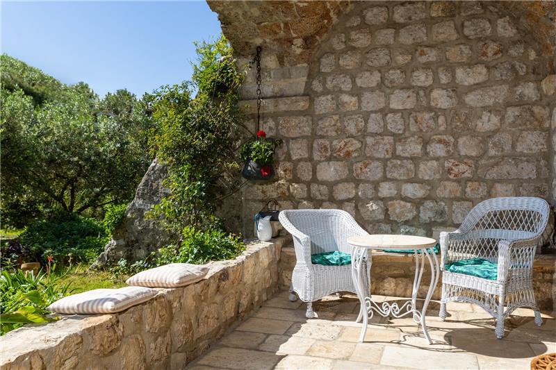 Sea-view villa in Gruz-Lapad, photograph 23