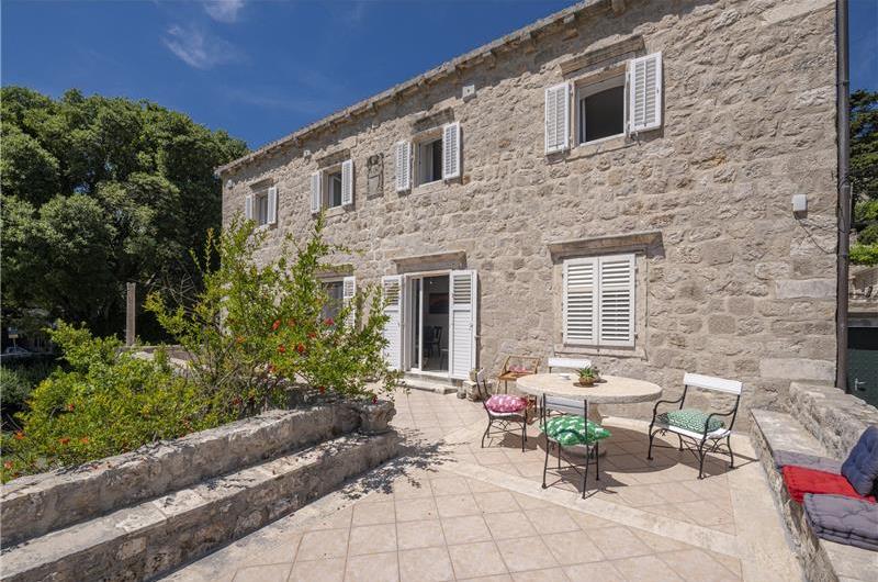 4 bedroom villa with pool in Lapad, Dubrovnik, sleeps 8