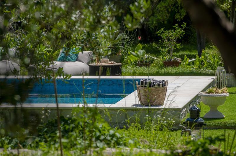 4 bedroom villa with pool in Lapad, Dubrovnik, sleeps 8