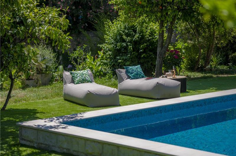4 bedroom villa with pool in Lapad, Dubrovnik, sleeps 8