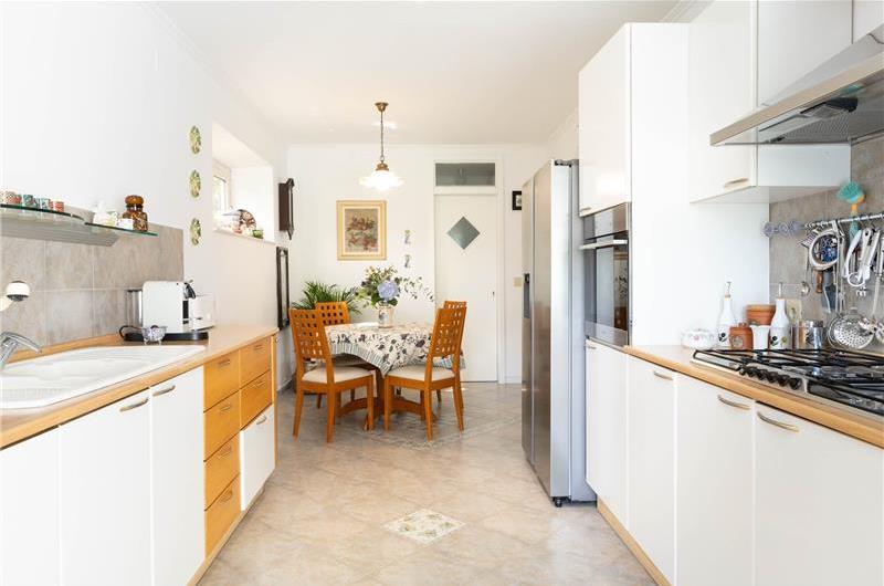 4 bedroom villa with pool in Lapad, Dubrovnik, sleeps 8