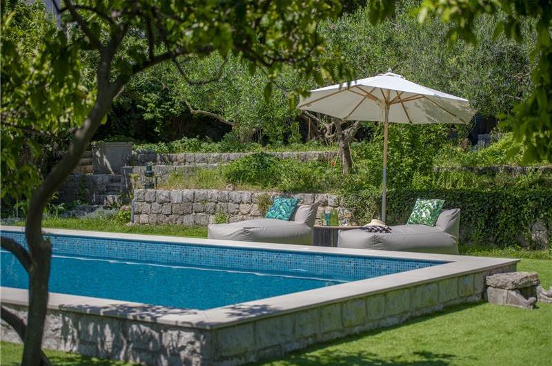 4 bedroom villa with pool in Lapad, Dubrovnik, sleeps 8