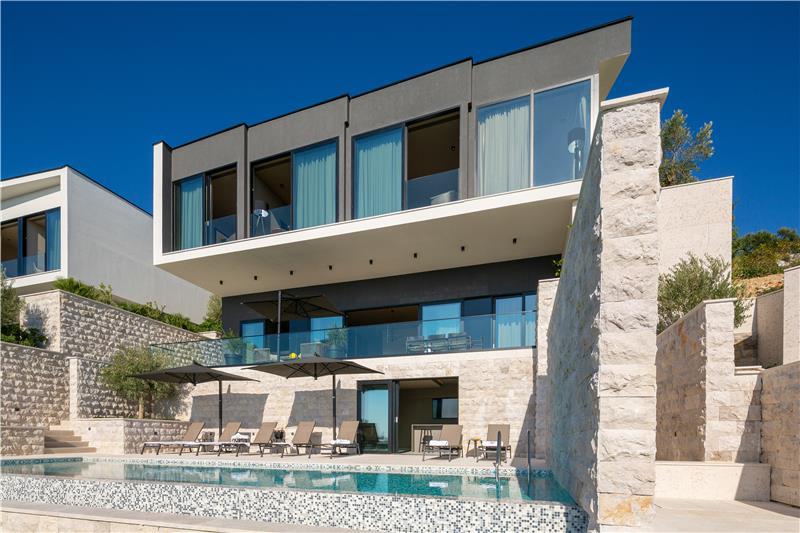 Sea-view villa in Orasac, photograph 24