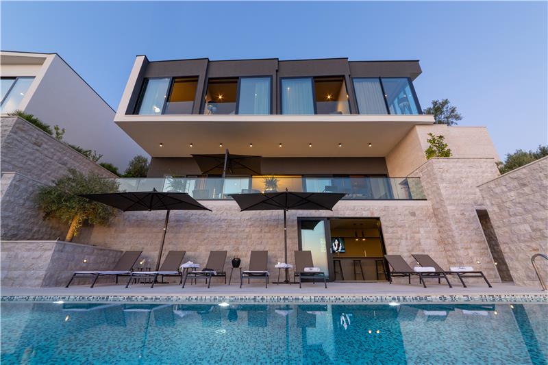 Sea-view villa in Orasac, photograph 26