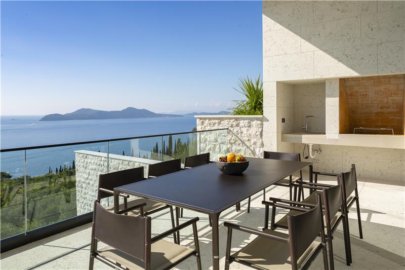 Sea-view villa in Orasac, photograph 5