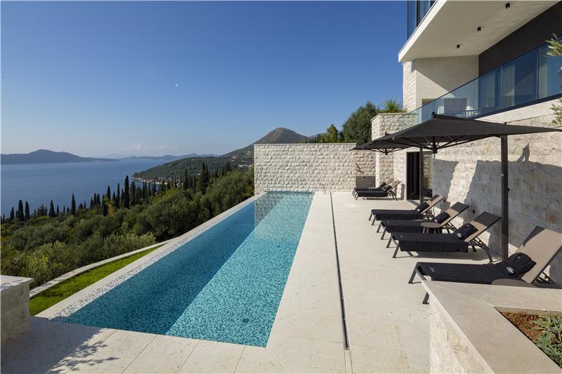 Sea-view villa in Orasac, photograph 2