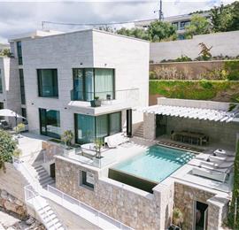 5-Bedroom Beachfront Villa with Heated Infinity Pool and Elevator near Dubrovnik – Sleeps 10