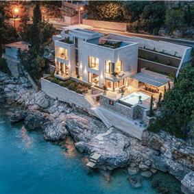5-Bedroom Beachfront Villa with Heated Infinity Pool and Elevator near Dubrovnik – Sleeps 10