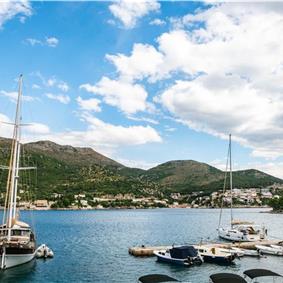 5-Bedroom Beachfront Villa with Heated Infinity Pool and Elevator near Dubrovnik – Sleeps 10