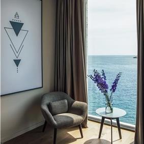 5-Bedroom Beachfront Villa with Heated Infinity Pool and Elevator near Dubrovnik – Sleeps 10