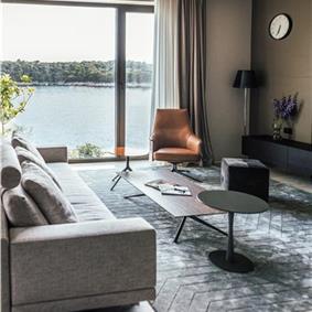 5-Bedroom Beachfront Villa with Heated Infinity Pool and Elevator near Dubrovnik – Sleeps 10