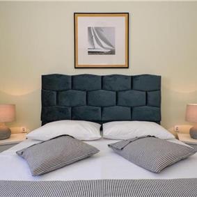 3-Bedroom Villa with Pool, Garden and Sea View near Split City – Sleeps 7