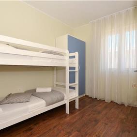 3-Bedroom Villa with Pool, Garden and Sea View near Split City – Sleeps 7