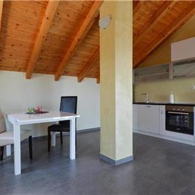 3-Bedroom Villa with Pool, Garden and Sea View near Split City – Sleeps 7