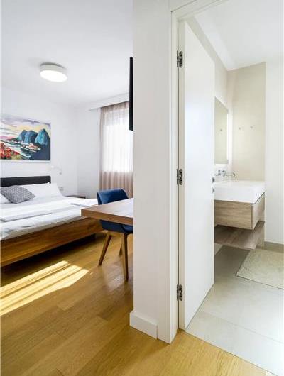 Beachfront Villa with Pool and Sea Views on Ciovo island near Trogir, Sleeps 8