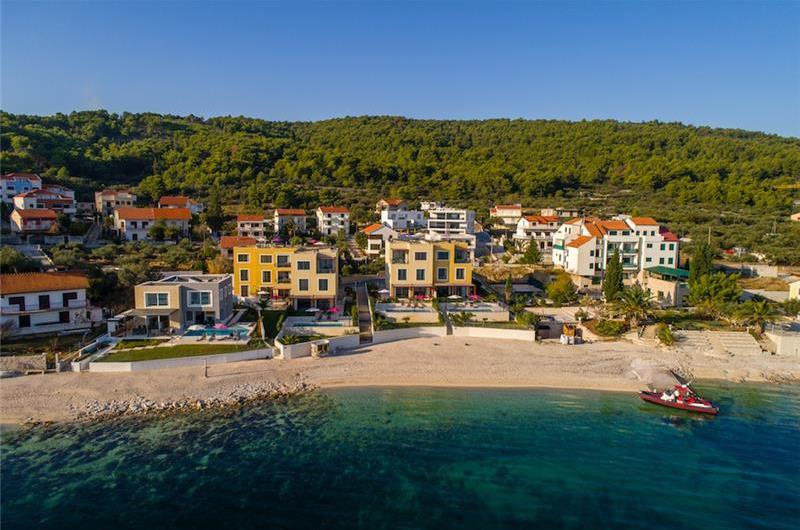 Beachfront Villa with Pool and Sea Views on Ciovo island near Trogir, Sleeps 8